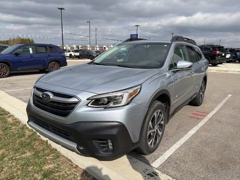 Used 2022 Subaru Outback Limited image 1
