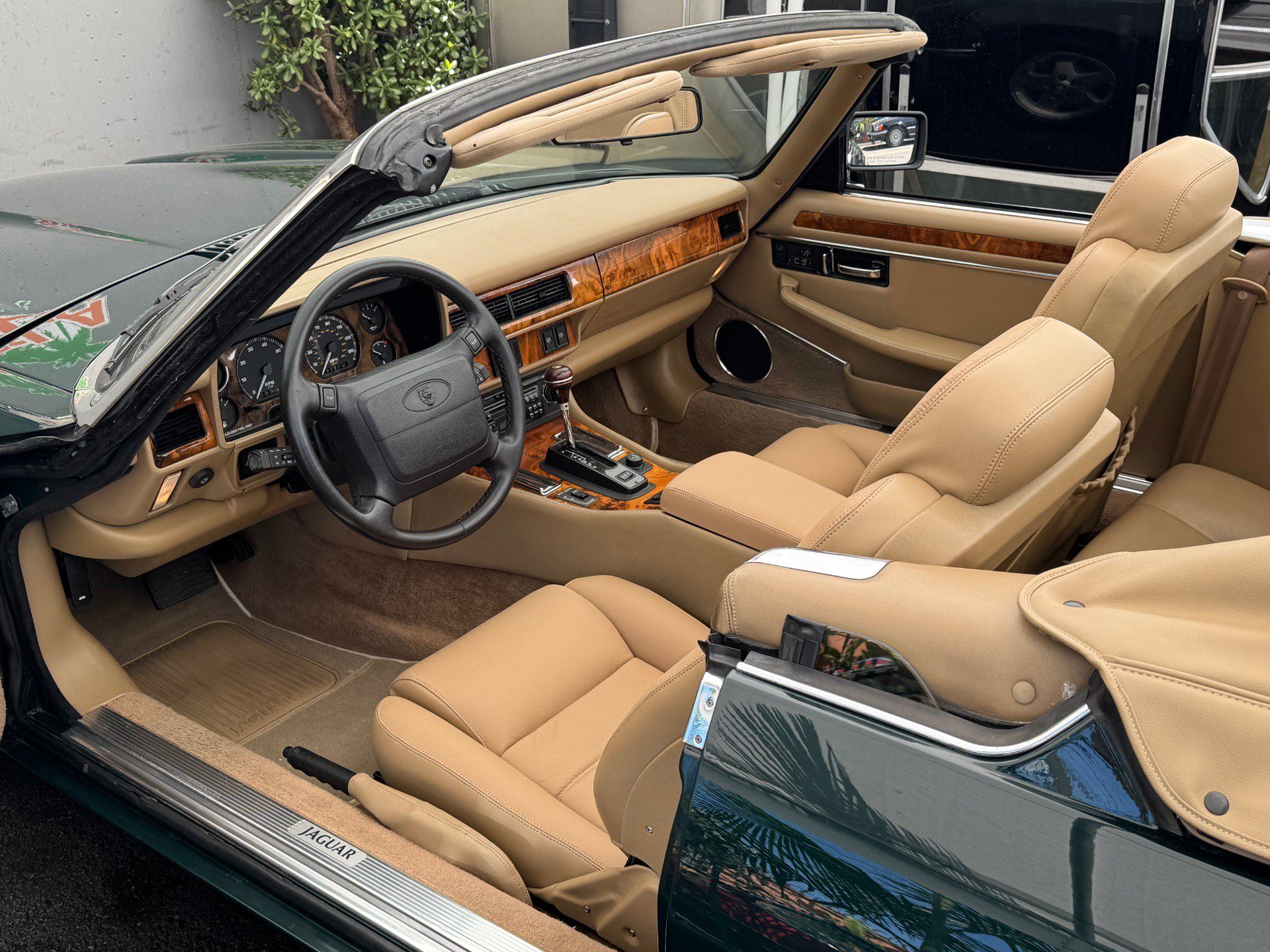 Used 1995 Jaguar XJS 4.0 Convertible RWD image 26