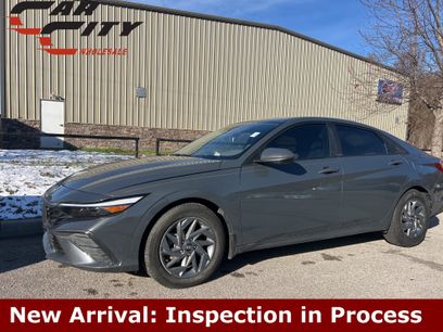 Used 2024 Hyundai Elantra Blue