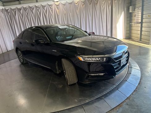 Used 2019 Honda Accord EX-L image 2