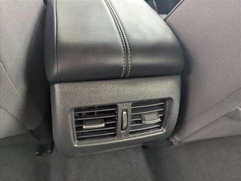 Used 2019 Nissan Altima 2.5 SV image 17