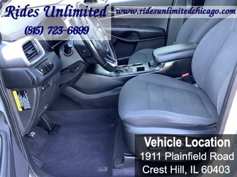 Used 2018 Kia Sorento LX image 13