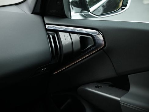 Used 2025 BMW X3 xDrive30i w/ Premium Package image 27