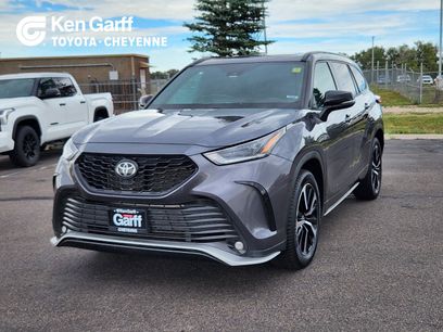 Used 2022 Toyota Highlander XSE
