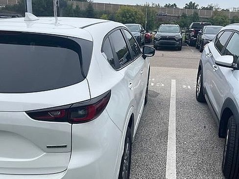Used 2024 MAZDA CX-5 AWD 2.5 S w/ Select Package image 11