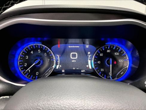 New 2026 Chrysler Voyager LX image 15