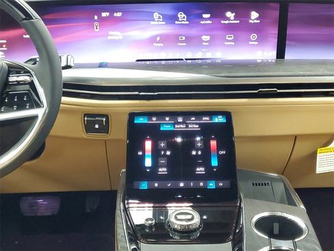 New 2025 Cadillac Escalade IQ Sport 2 image 31