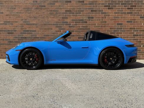 Certified 2023 Porsche 911 Targa 4 GTS image 2
