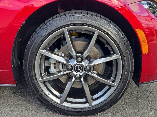 Used 2020 MAZDA MX-5 Miata RF Grand Touring RWD image 10