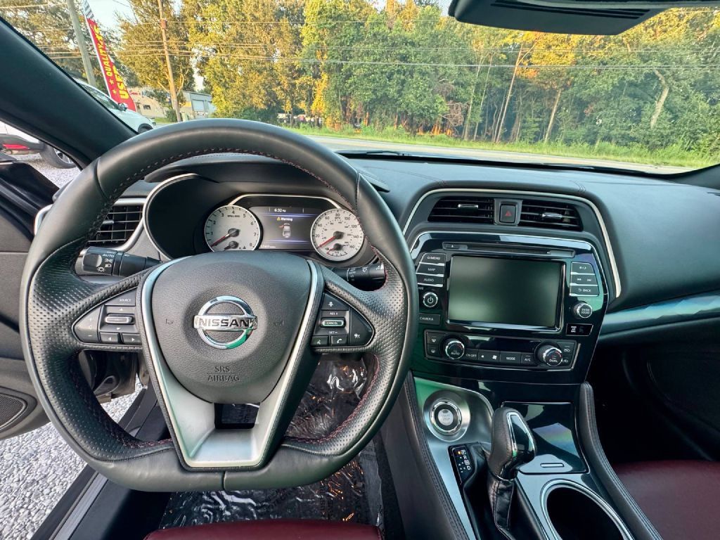Used 2021 Nissan Maxima Platinum w/ 40th Anniversary Package FWD image 15