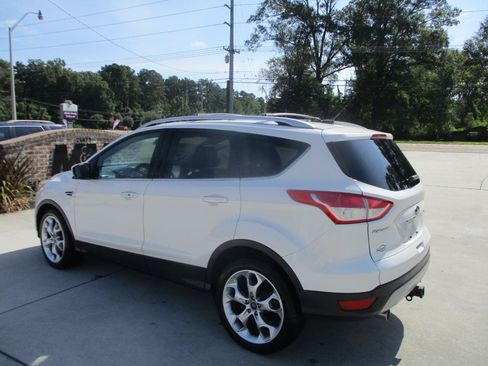 Used 2013 Ford Escape Titanium w/ Parking Technology Pkg FWD image 23