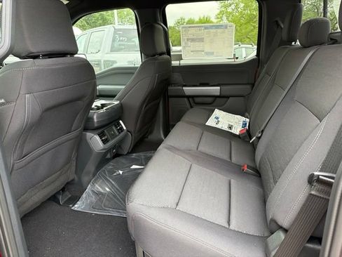 New 2026 Ford F150 XLT w/ Equipment Group 302A MID AWD/4WD image 7