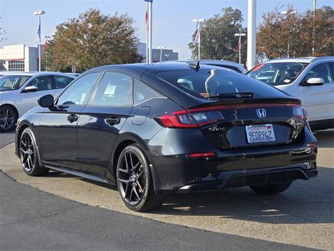 Used 2023 Honda Civic Sport image 6