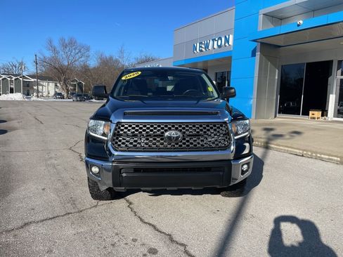 Used 2020 Toyota Tundra SR5 w/ SR5 Upgrade Package image 2