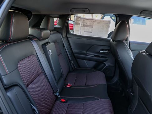 New 2026 Nissan Kicks SR FWD image 18