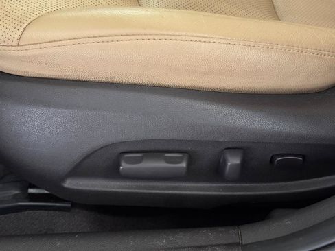 Used 2015 Hyundai Sonata Limited w/ Option Group 02 FWD image 15
