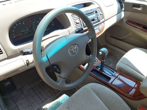Used 2003 Toyota Camry XLE FWD image 10