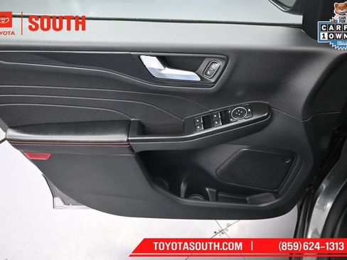 Used 2025 Ford Escape ST-Line AWD/4WD image 22