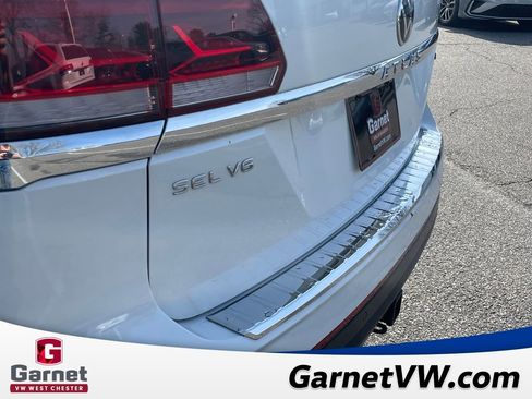 Used 2023 Volkswagen Atlas SEL image 13