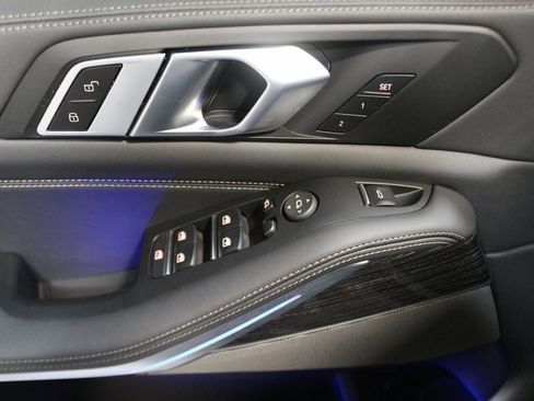 Certified 2024 BMW X5 xDrive40i w/ M Sport Package image 13