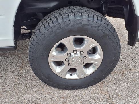 Used 2024 RAM 2500 Big Horn AWD/4WD image 25