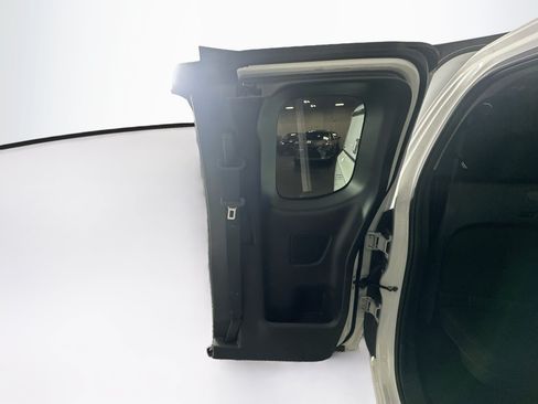Used 2023 Nissan Frontier S w/ Technology Package RWD image 28