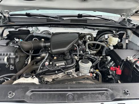 Used 2021 Toyota Tacoma SR5 image 18