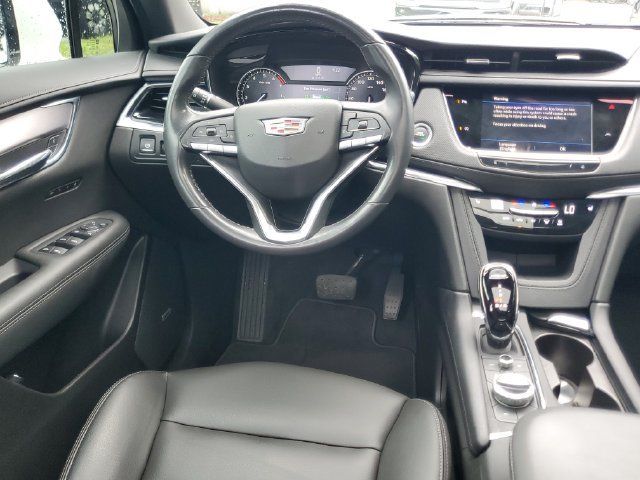 Certified 2024 Cadillac XT6 Luxury FWD image 18