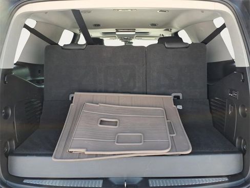 Used 2020 GMC Yukon SLT w/ Open Road Package image 27