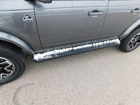 Used 2022 Ford Bronco Outer Banks image 12