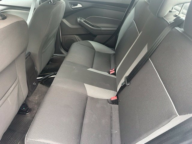 Used 2013 Ford Focus SE FWD image 9