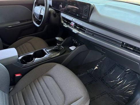 Used 2025 Kia K4 EX FWD image 18
