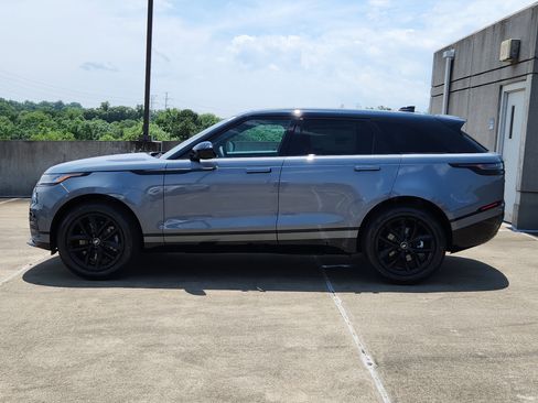 New 2026 Land Rover Range Rover Velar Dynamic SE image 6