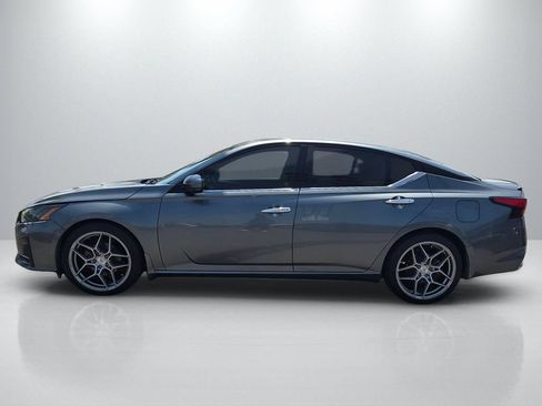 Used 2023 Nissan Altima 2.5 SL FWD image 8