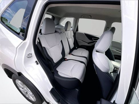 Used 2023 Subaru Forester AWD/4WD image 28