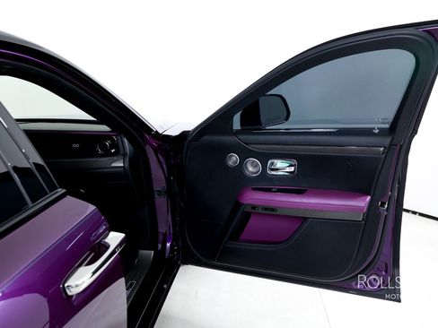 Certified 2022 Rolls-Royce Ghost Black Badge AWD/4WD image 33