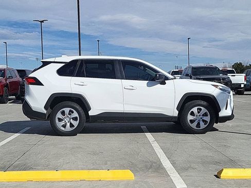 Used 2023 Toyota RAV4 LE image 9