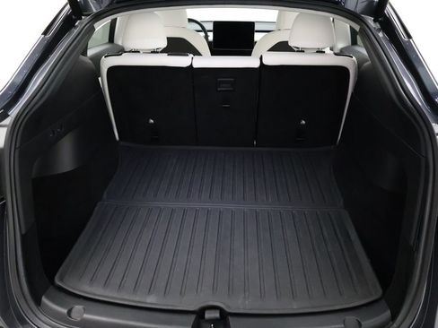 Used 2021 Tesla Model Y Long Range image 22