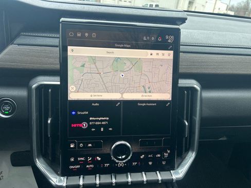 Used 2024 GMC Acadia Denali w/ Super Cruise Package image 23