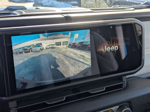 New 2026 Jeep Gladiator Sport image 16