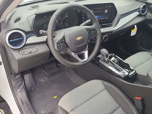 New 2026 Chevrolet Trax LT w/ Driver Confidence Package image 20