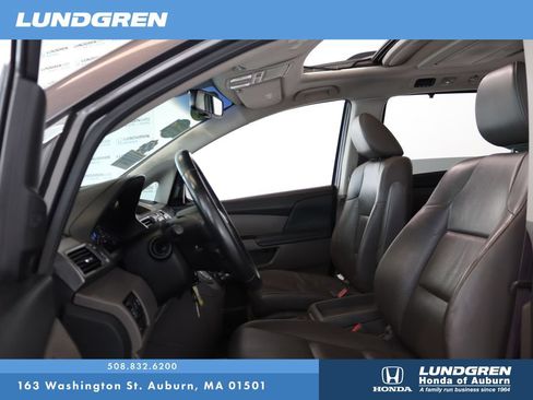 Used 2012 Honda Odyssey Touring image 12