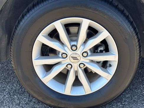 Used 2019 Dodge Durango SXT RWD image 9