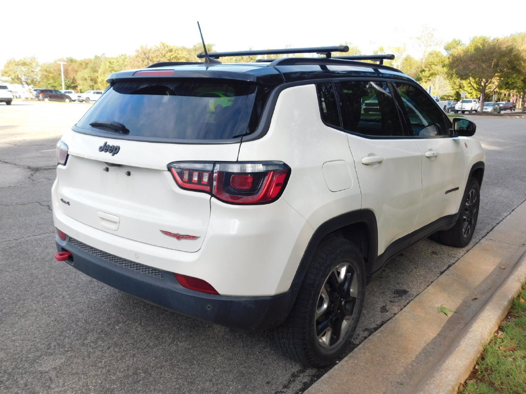 Used 2019 Jeep Compass Trailhawk w/ Leather Interior Group AWD/4WD image 10