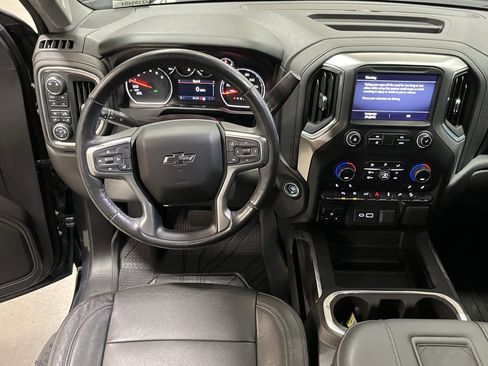 Used 2019 Chevrolet Silverado 1500 LT Trail Boss AWD/4WD image 14
