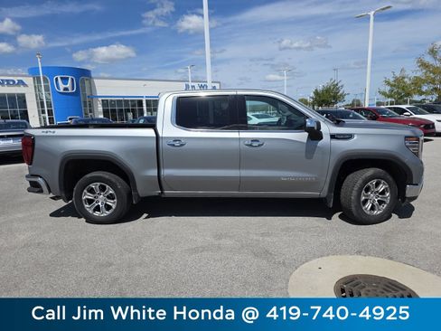 Used 2024 GMC Sierra 1500 SLT image 19