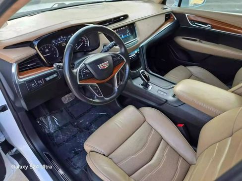 Used 2017 Cadillac XT5 Platinum image 27