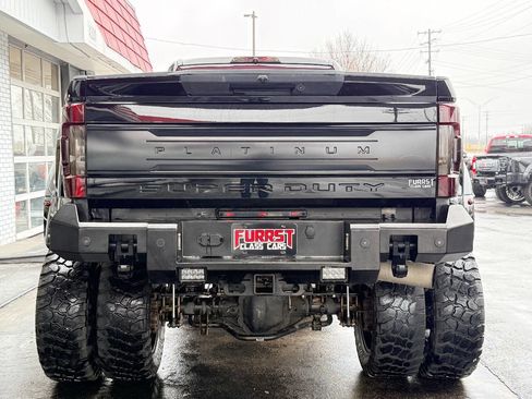 Used 2017 Ford F350 Platinum w/ Platinum Ultimate Package image 4