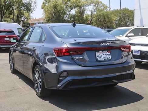 Certified 2023 Kia Forte LXS FWD image 8