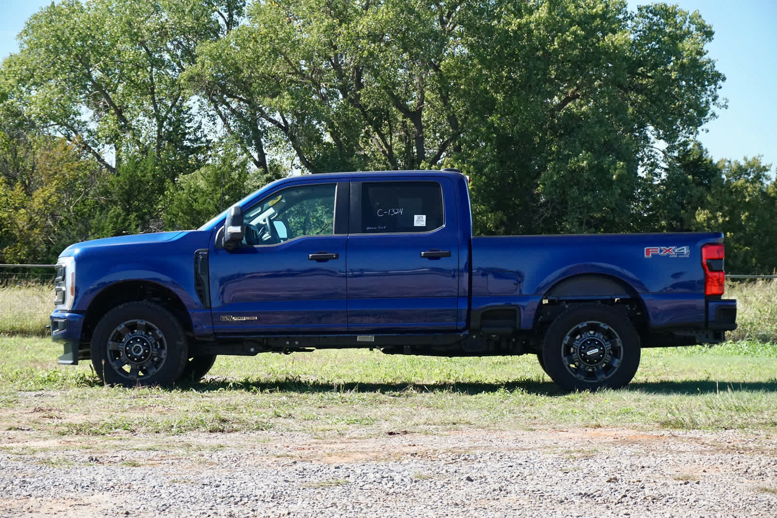 Used 2026 Ford F250 XL w/ STX Appearance Package AWD/4WD image 2
